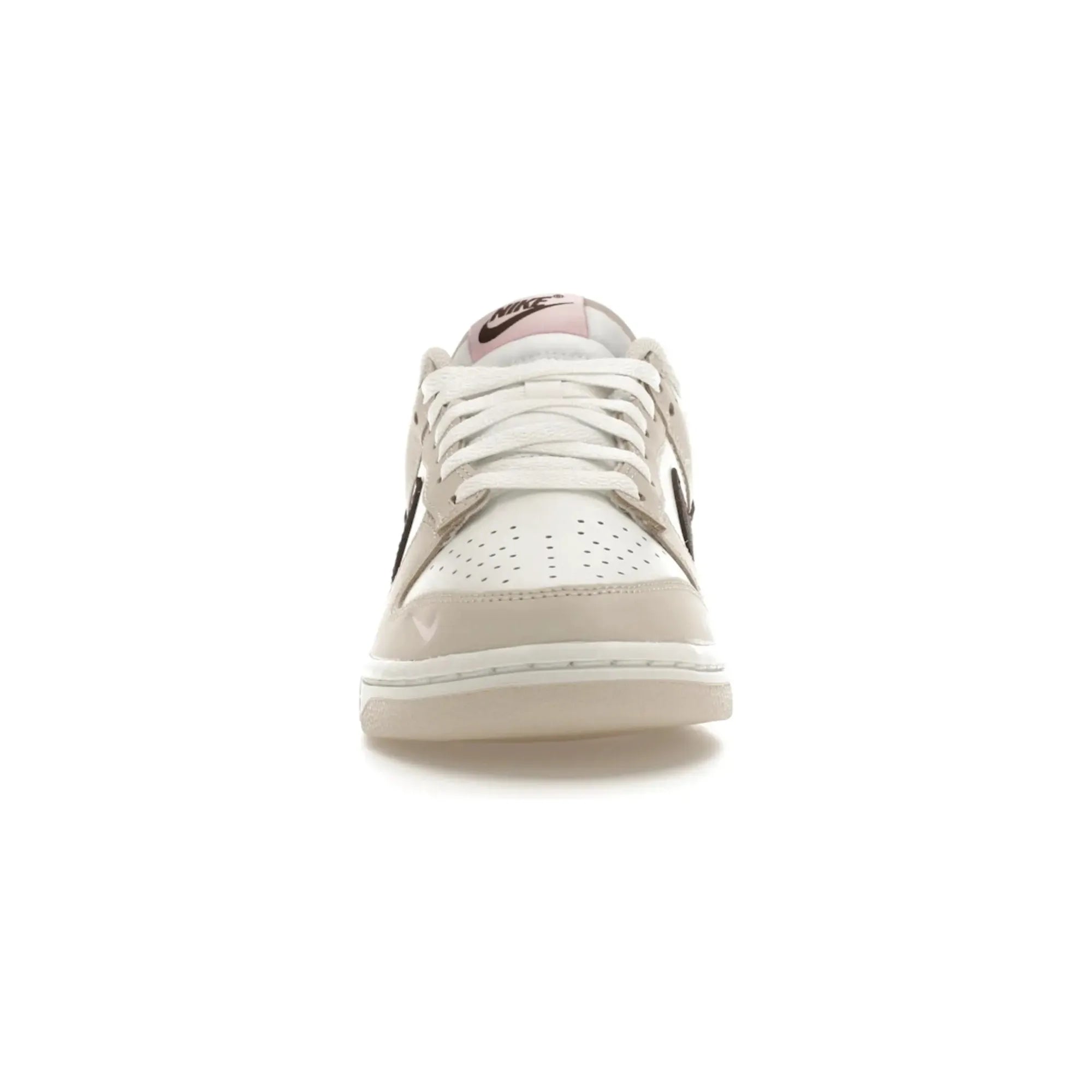 Nike Dunk Low Neapolitan (Women's)