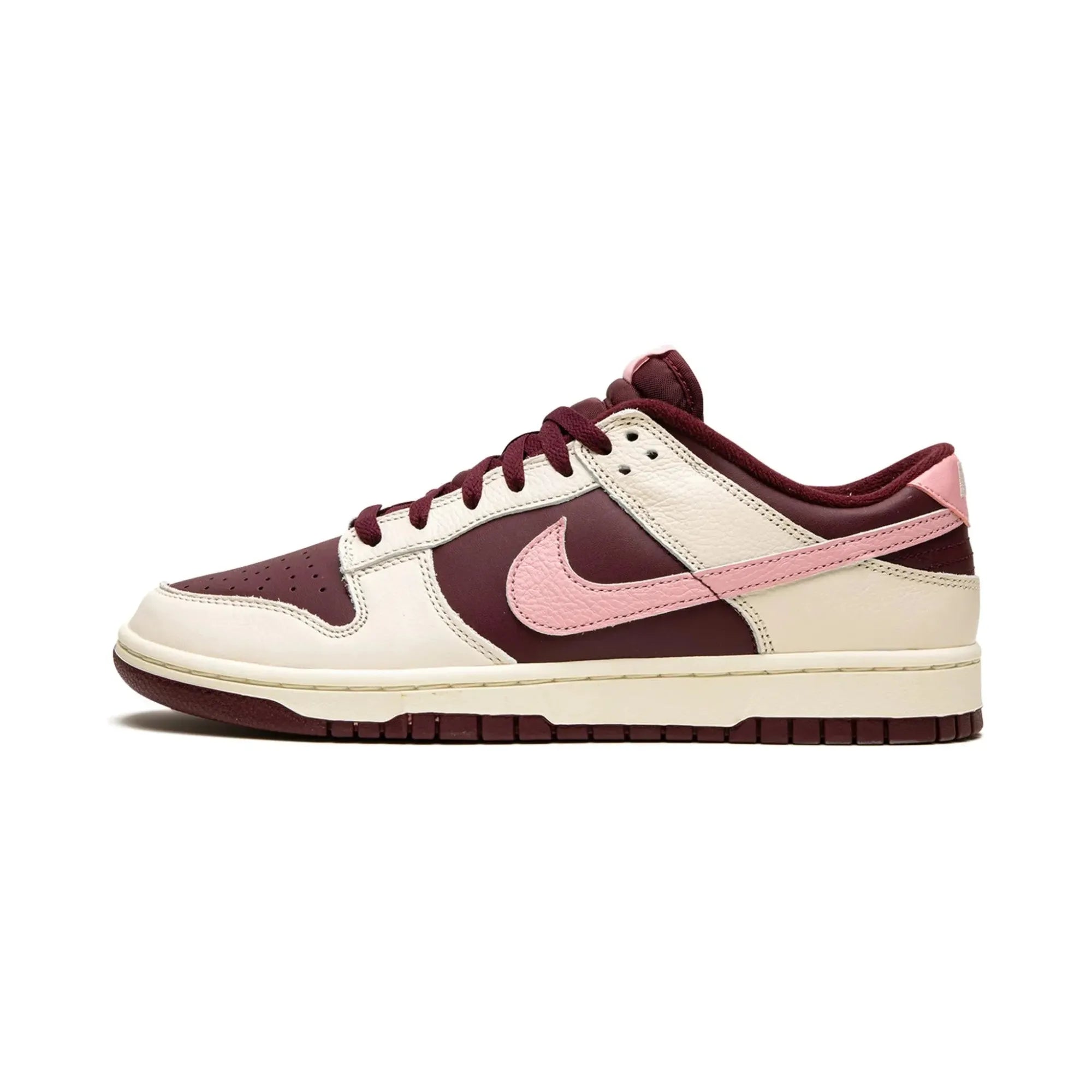 Nike Dunk Low Retro PRM "Valentine's Day (2023)" - street-bill.dk
