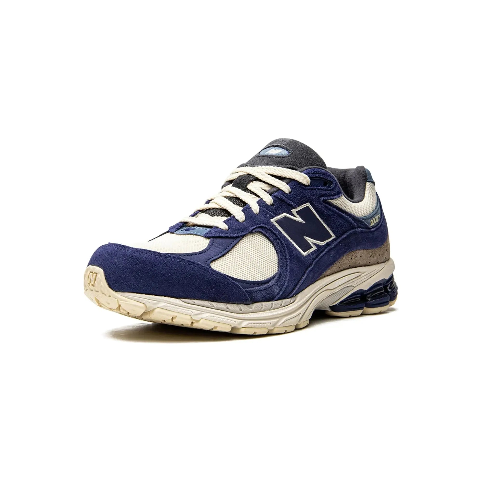 New Balance 2002R "Light Cream Purple" - street-bill.dk