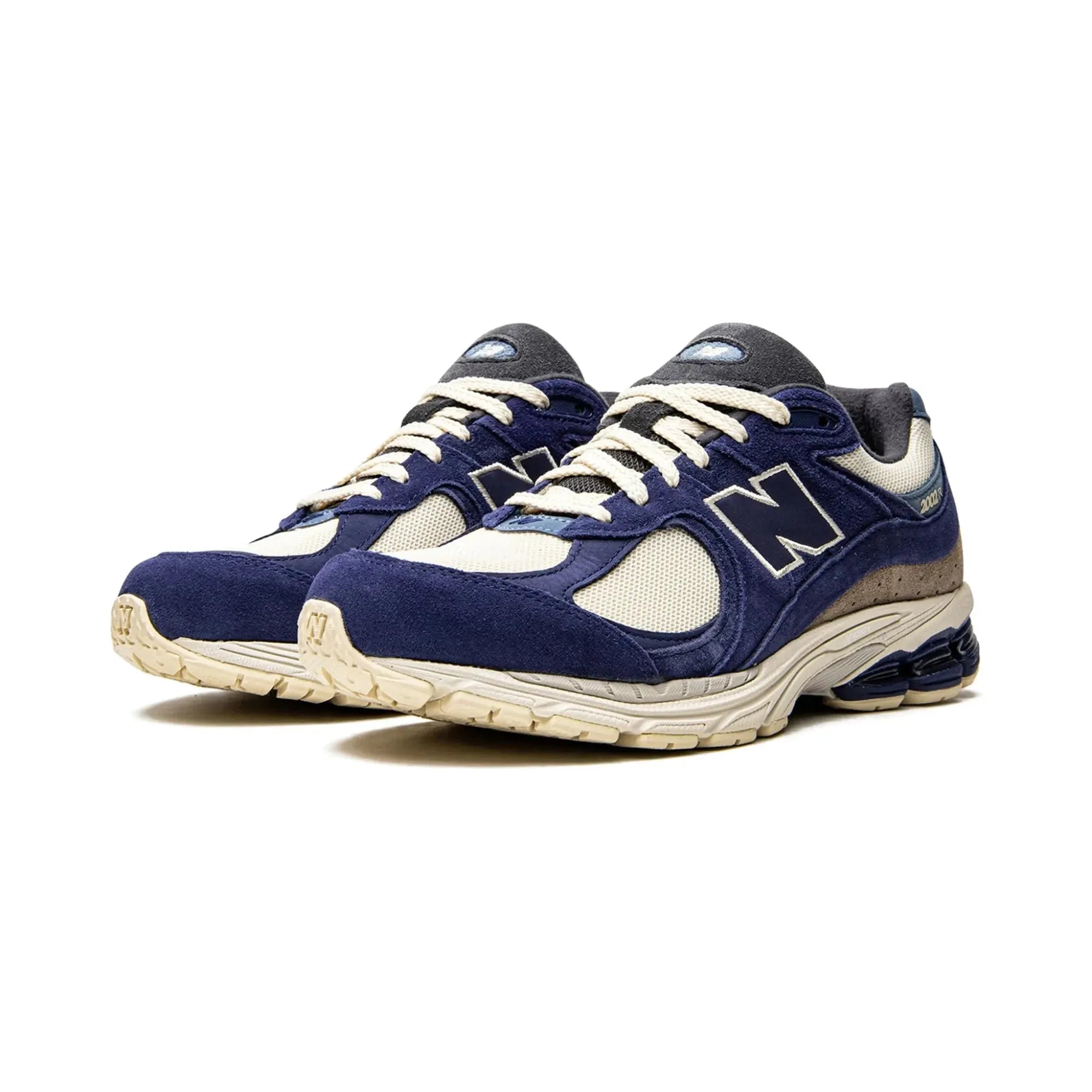 New Balance 2002R "Light Cream Purple" - street-bill.dk