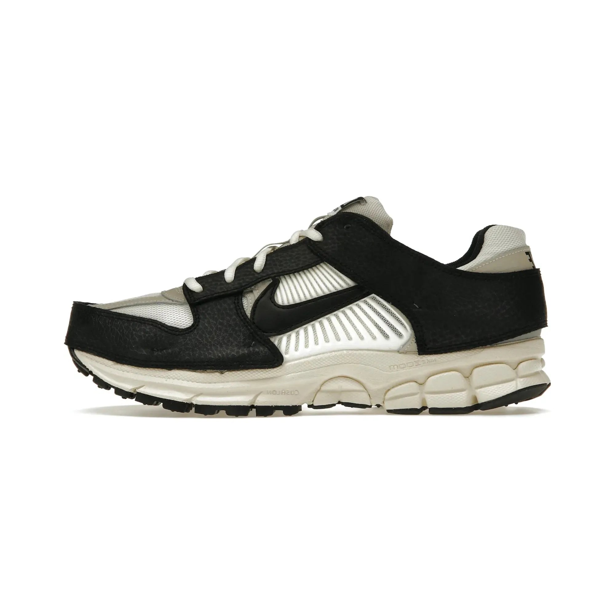 Nike Zoom Vomero 5 "Timeless Panda Dunk" - street-bill.dk