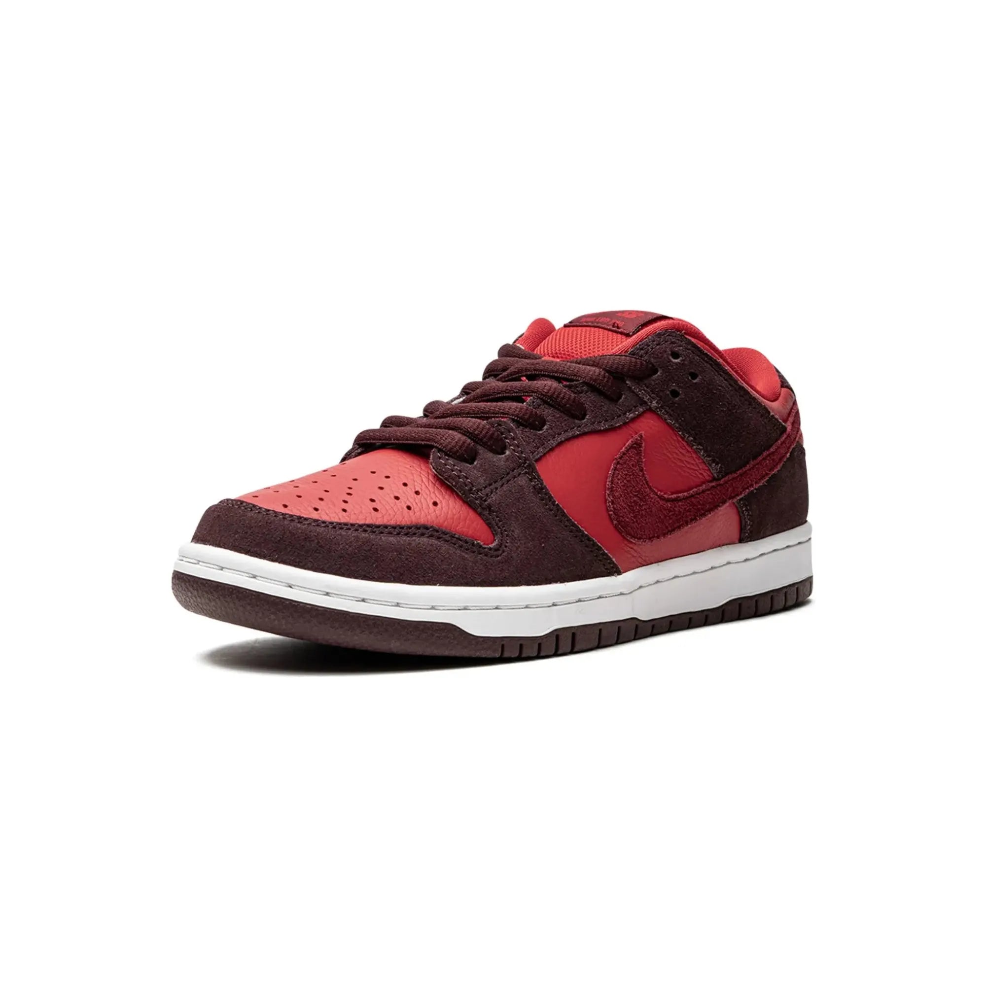 Nike SB Dunk Low "Cherry" - street-bill.dk
