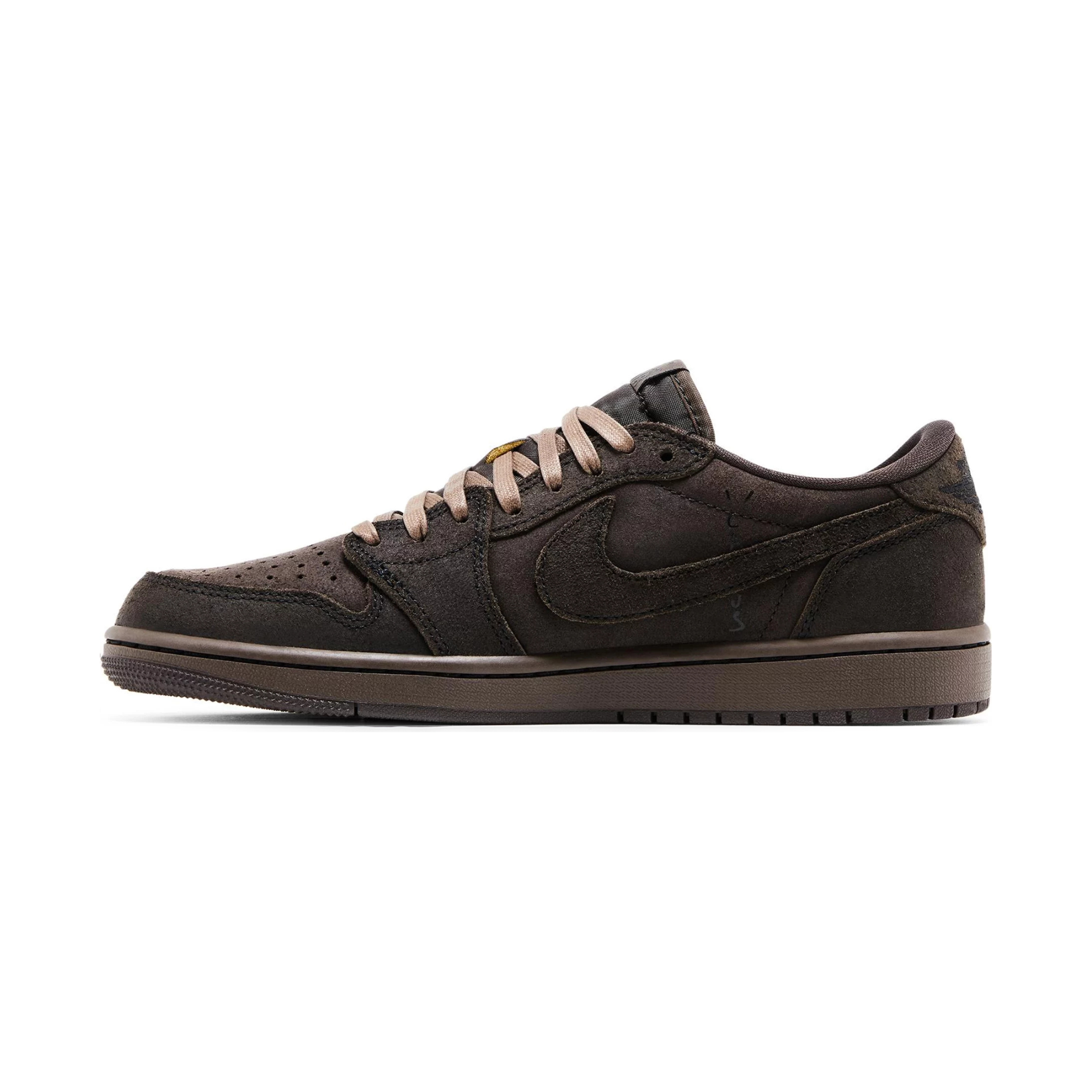 Velvet brown travis scott