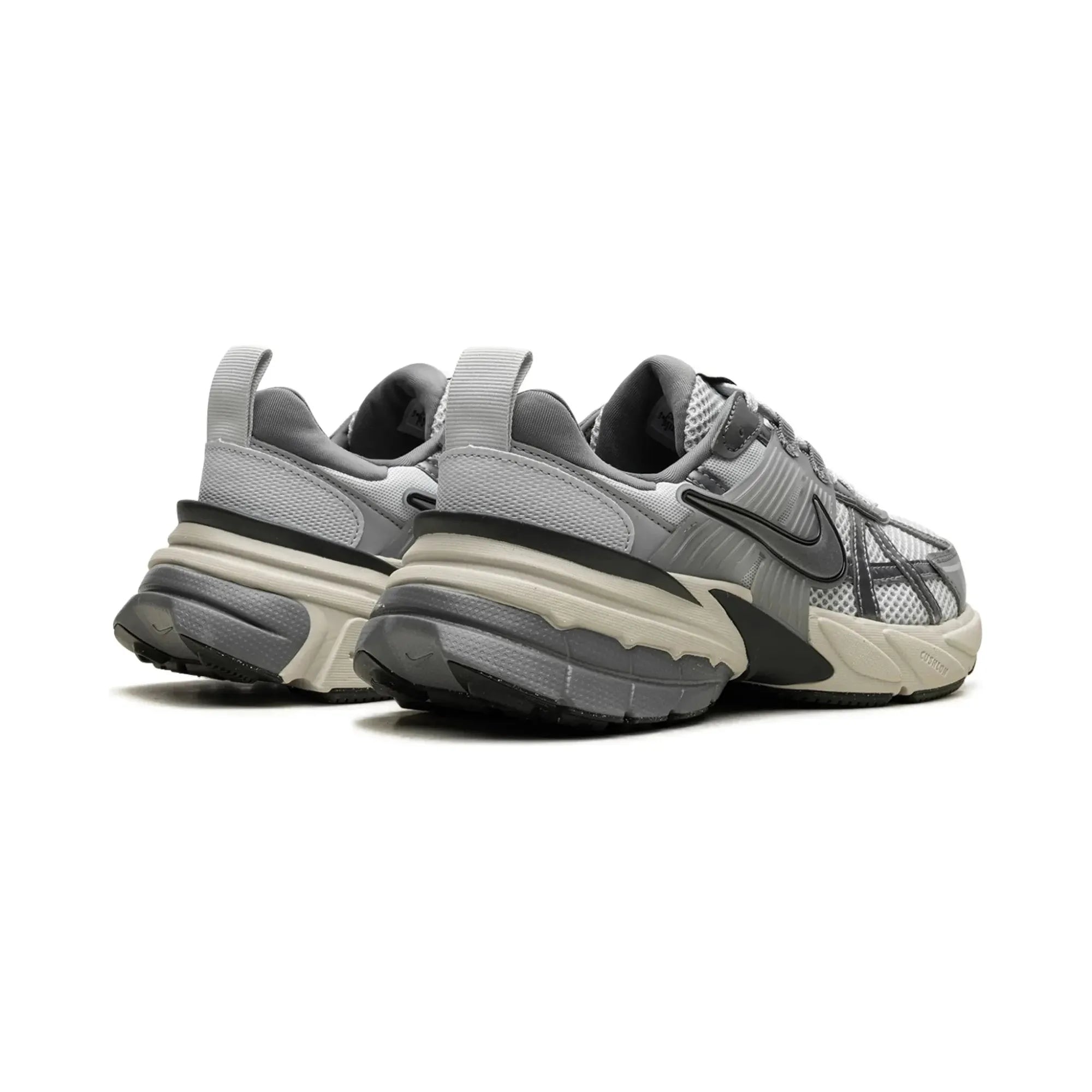 Nike V2K Run Pure Platinum Wolf Grey (Women's)
