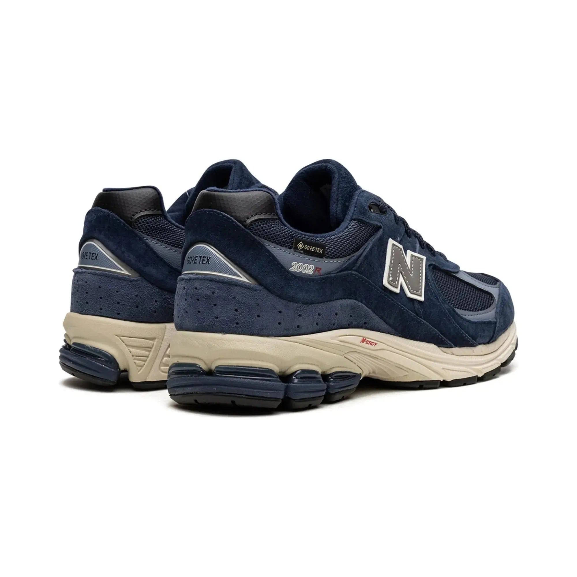 New Balance 2002R "Gore-Tex Navy Arctic Grey" - street-bill.dk