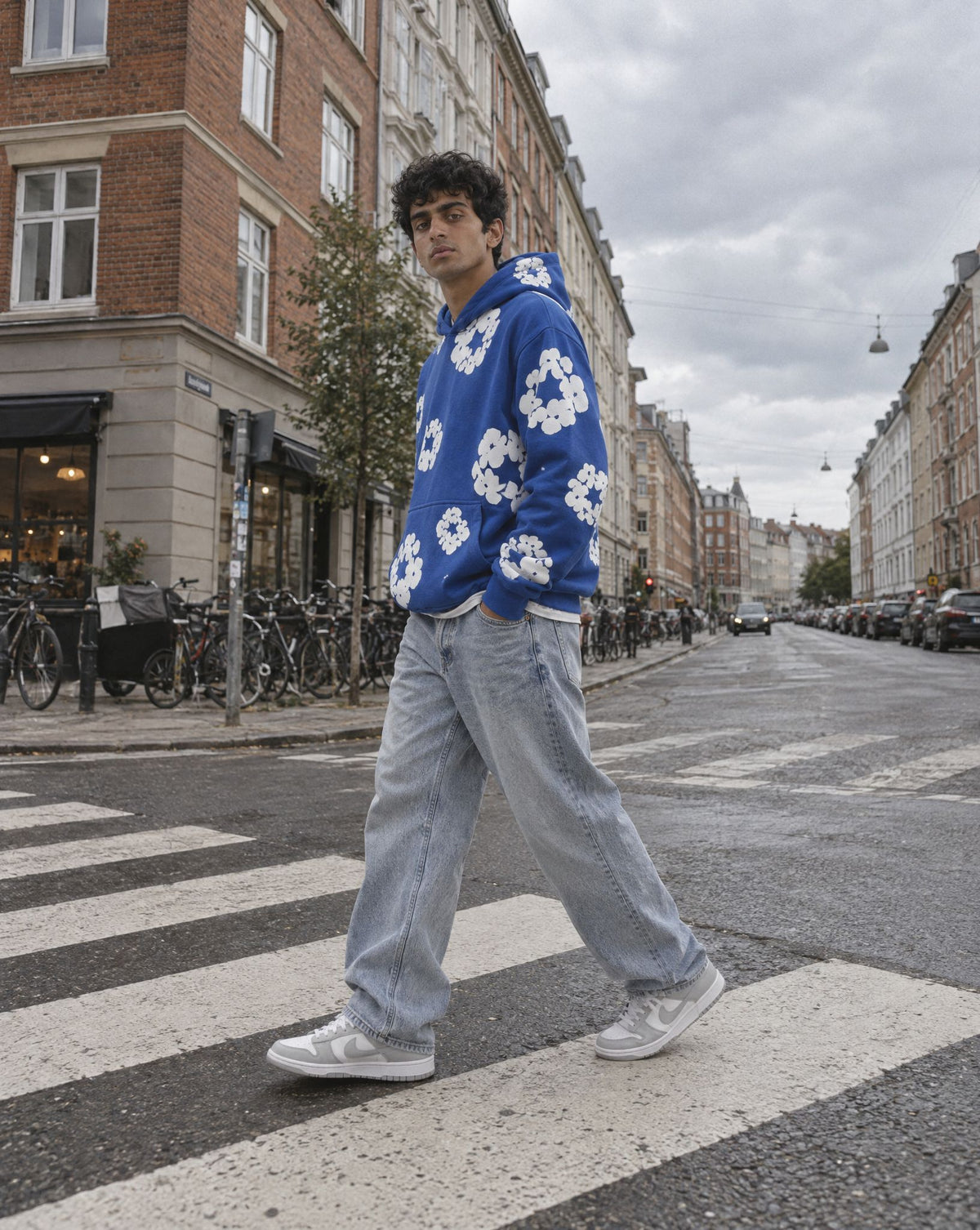 Denim Tears The Cotton Wreath Sweatshirt Royal Blue, Nike Dunk Low Grey Fog