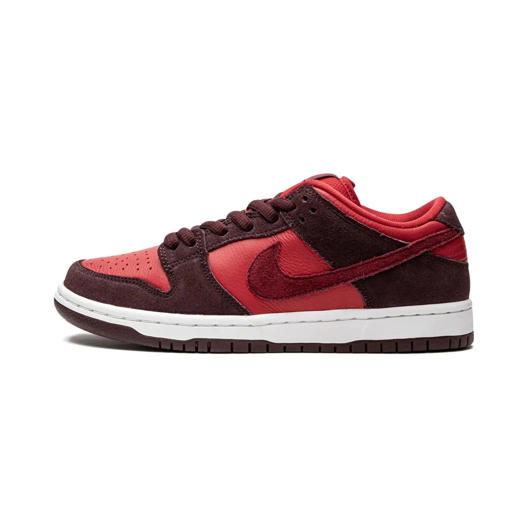 Nike SB Dunk Low "Cherry" - street-bill.dk