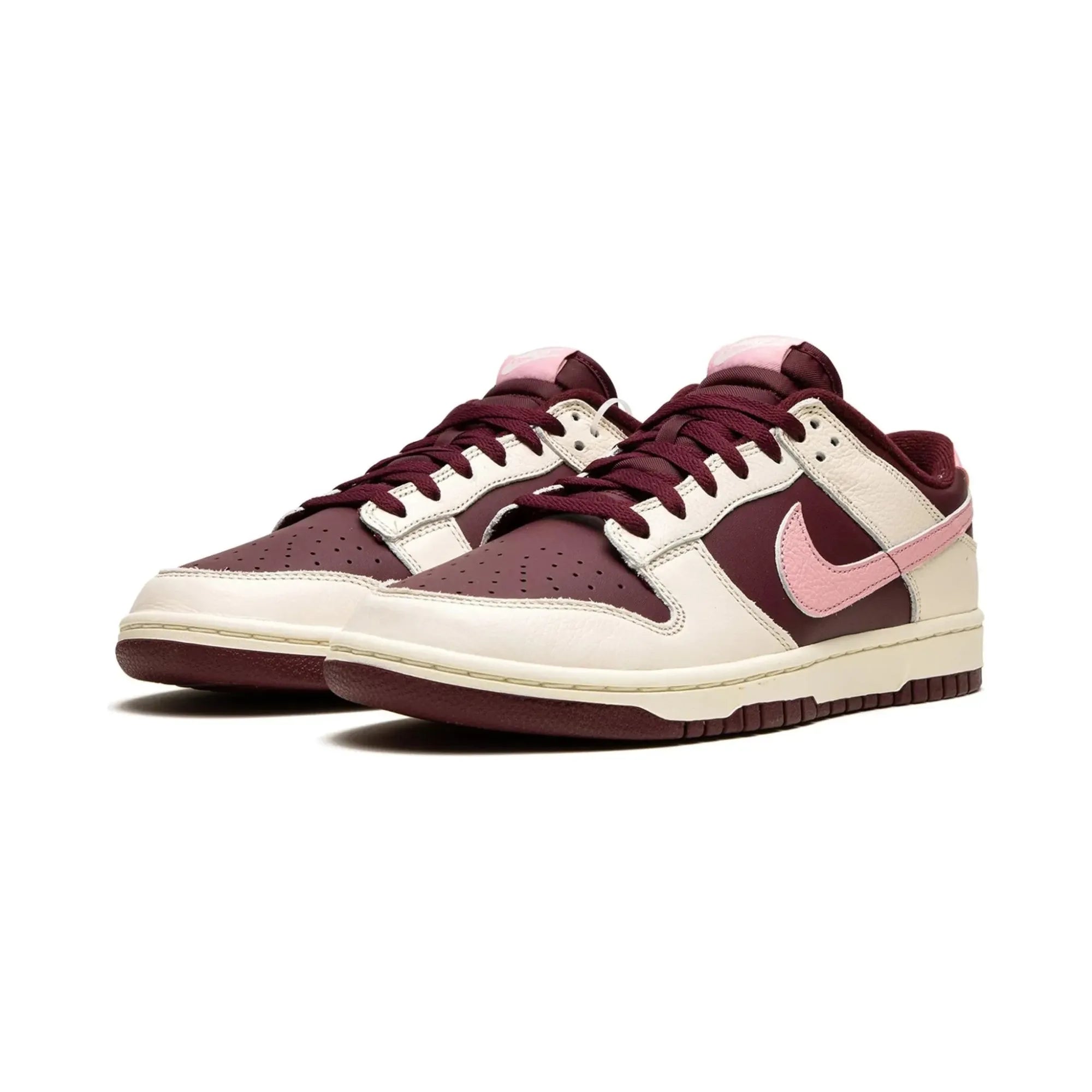 Nike Dunk Low Retro PRM "Valentine's Day (2023)" - street-bill.dk