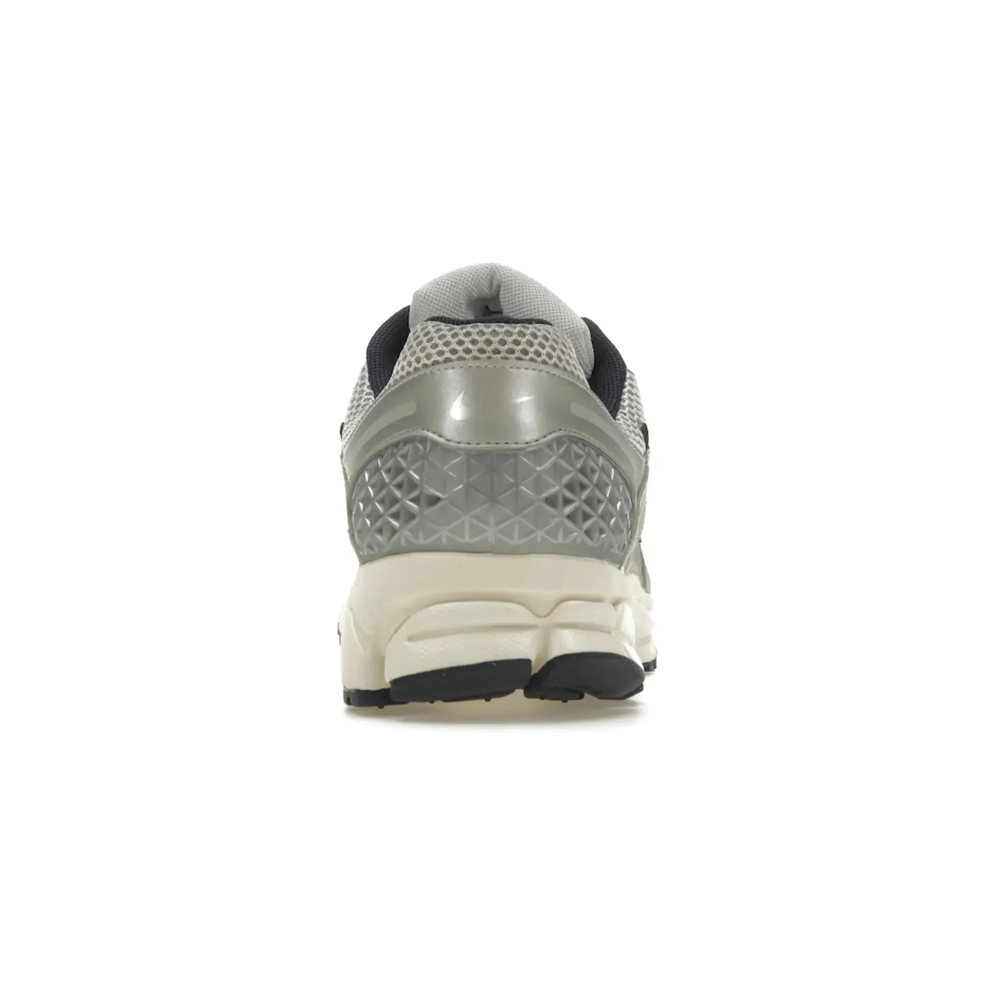 Nike Vomero 5 "Pure Platinum Laser Orange" - street-bill.dk