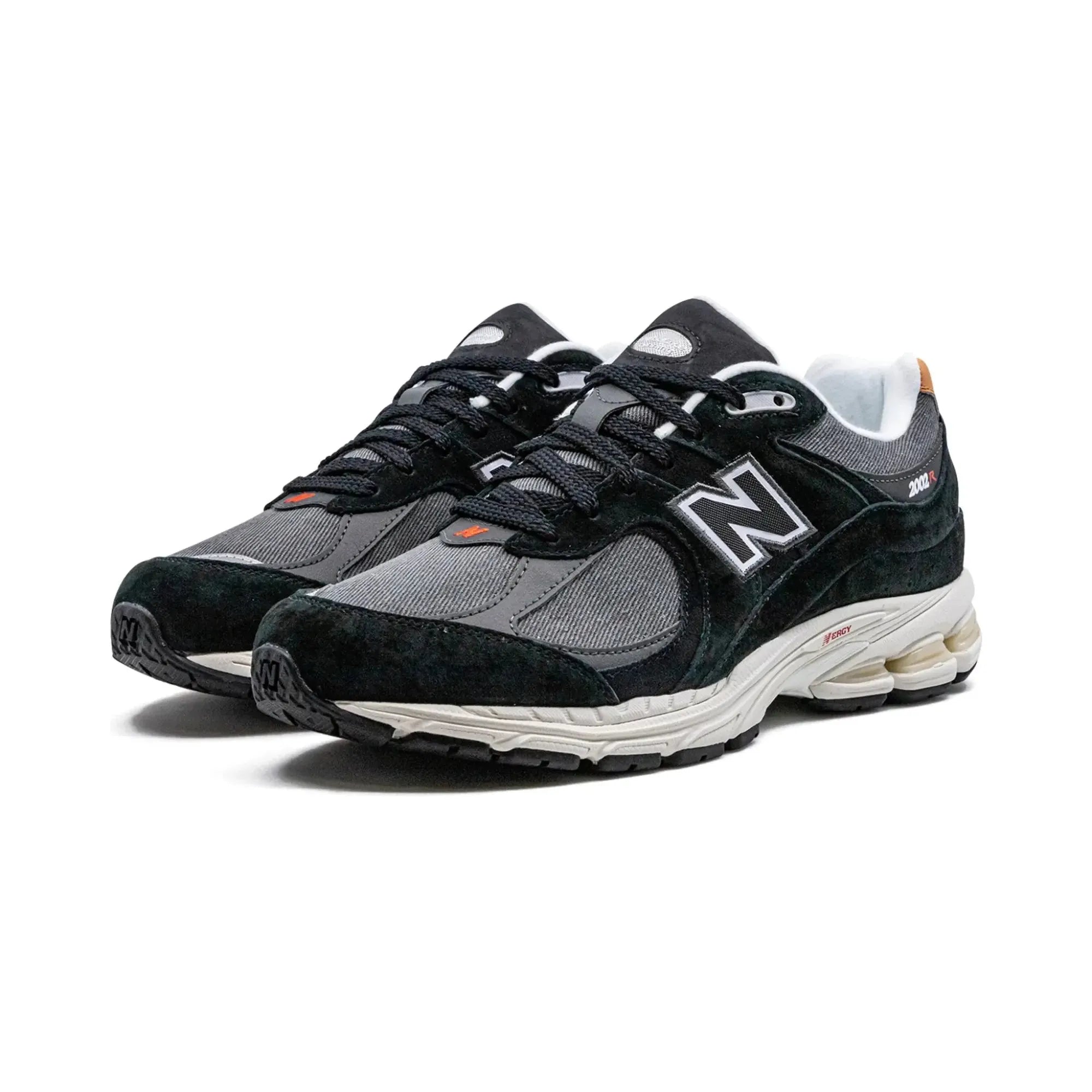 New Balance 2002R "Black Sepia" - street-bill.dk