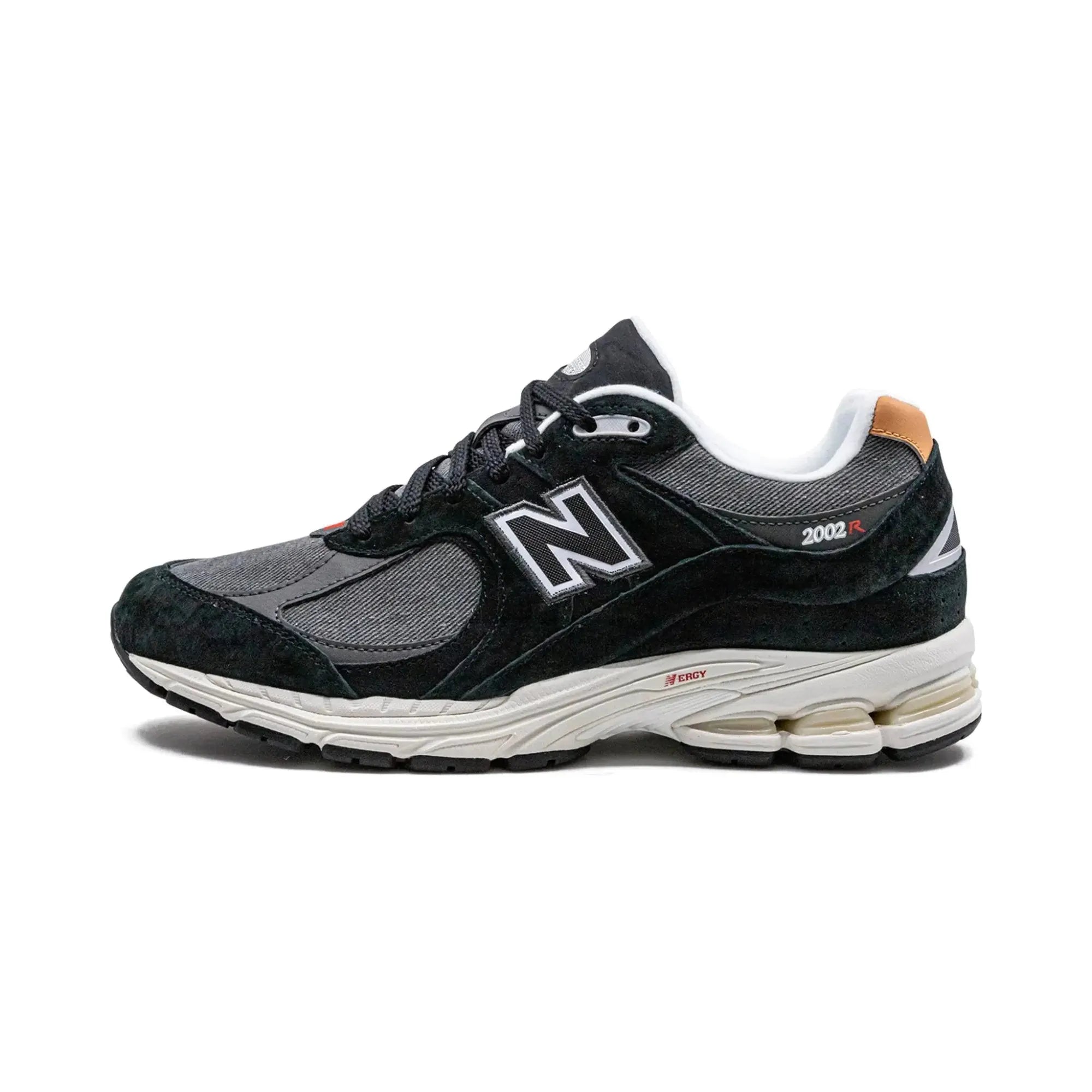 New Balance 2002R "Black Sepia" - street-bill.dk