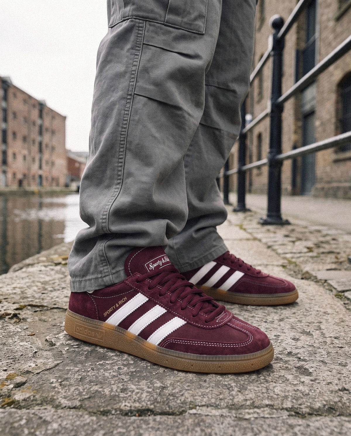 adidas Handball Spezial Sporty & Rich Shadow Red - on foot