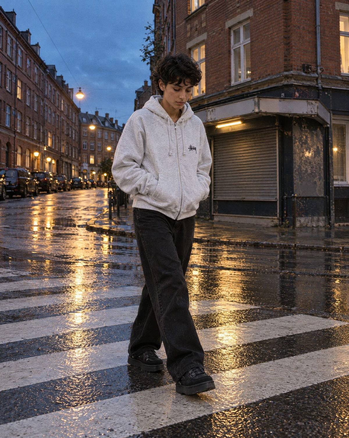 UGG Lowmel Black (Women's) - streetstyle i København