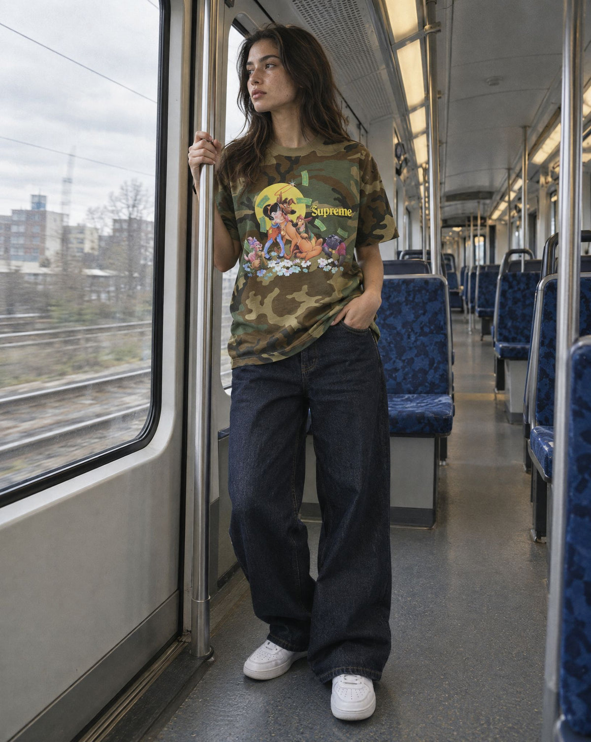 Supreme All Dogs Go To Heaven Tee Woodland Camo - streetstyle i København