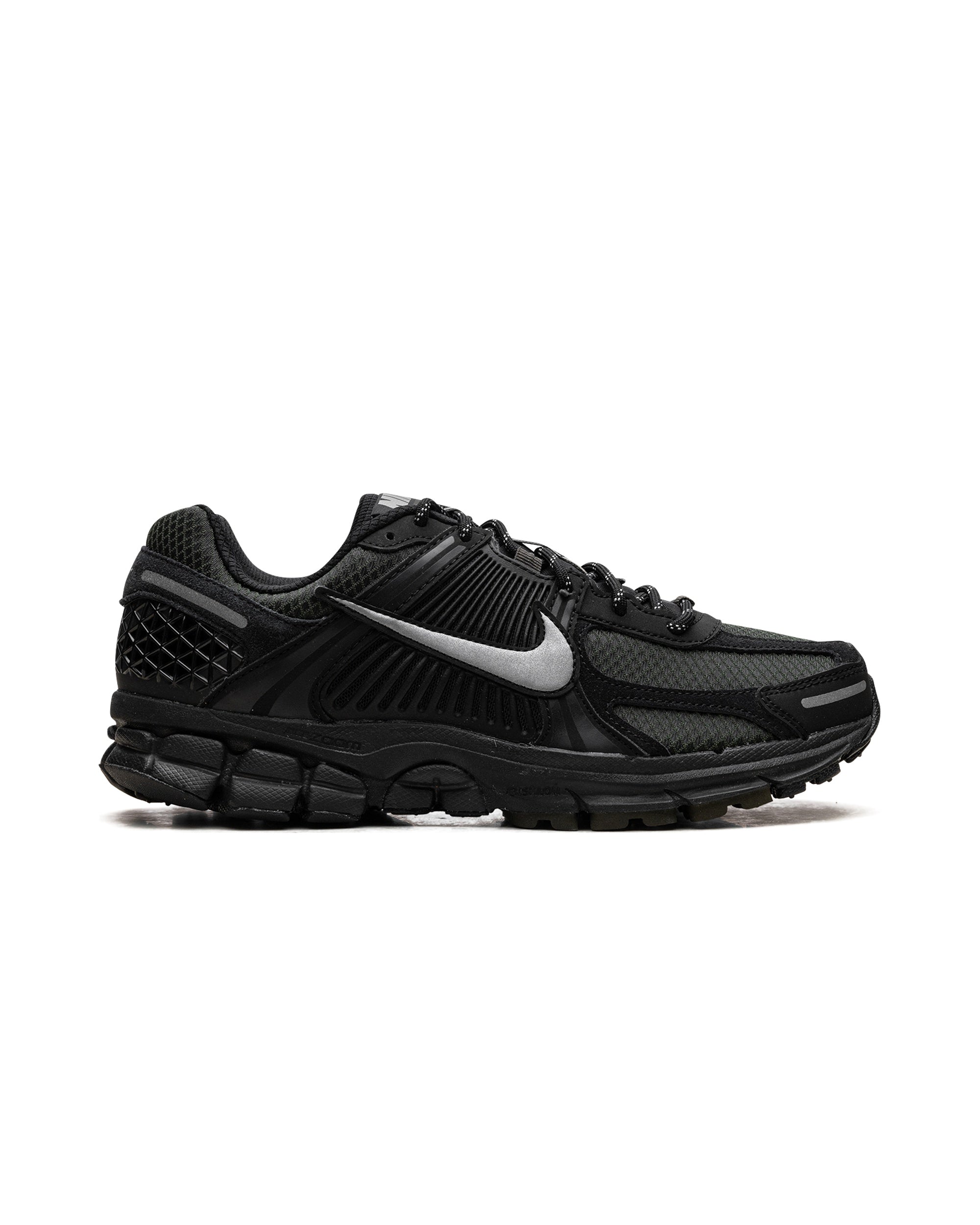 Nike Zoom Vomero 5 Black Sequoia
