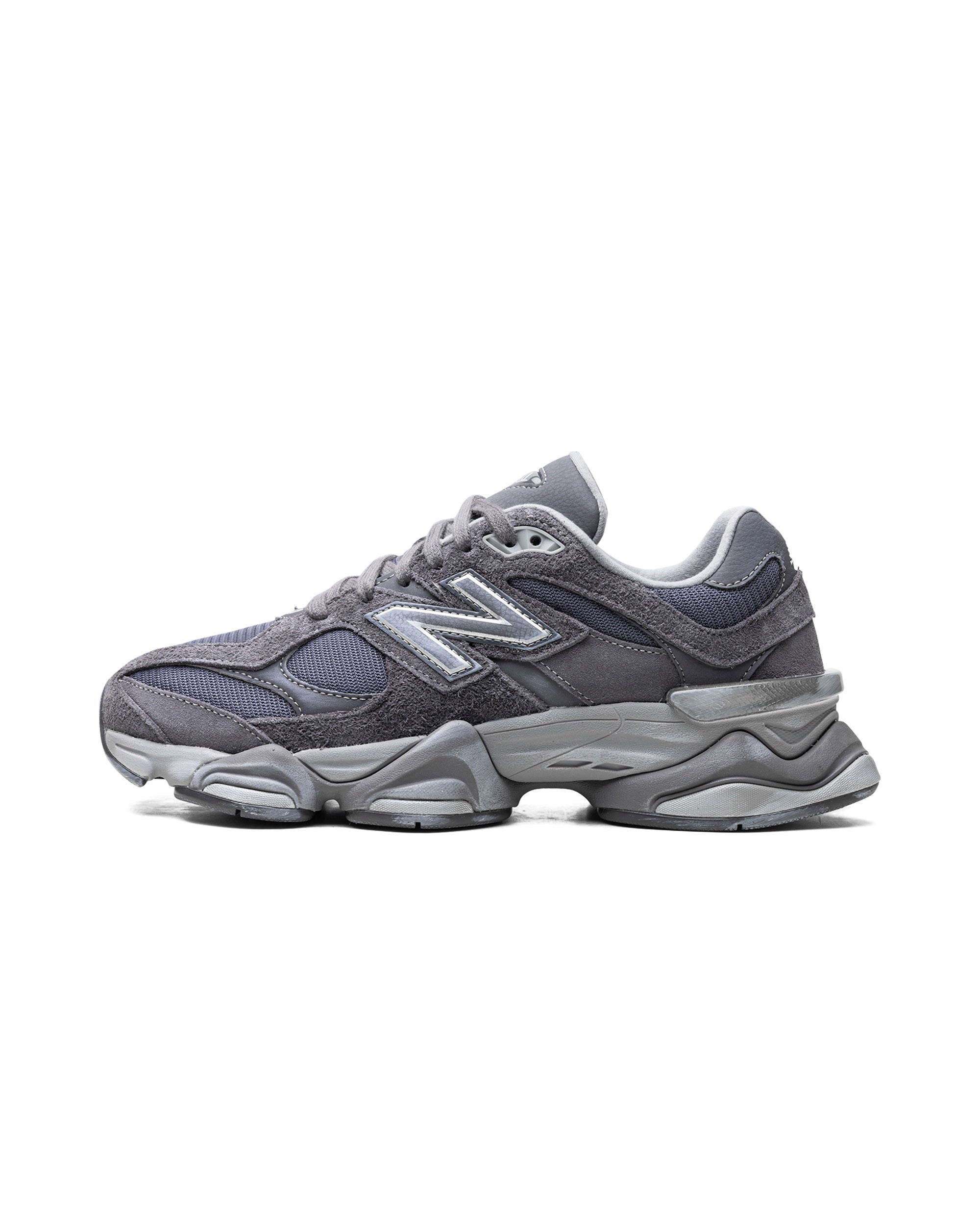 New Balance 9060 Magnet