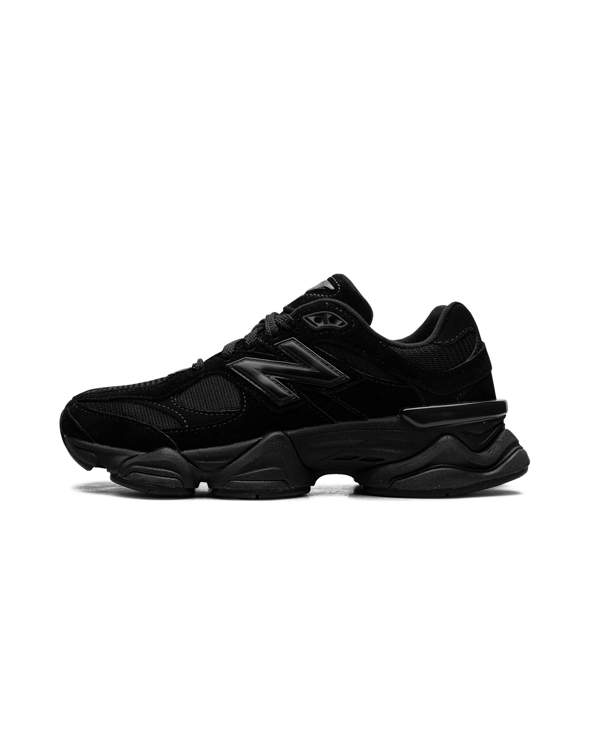 New Balance 9060 Triple Black