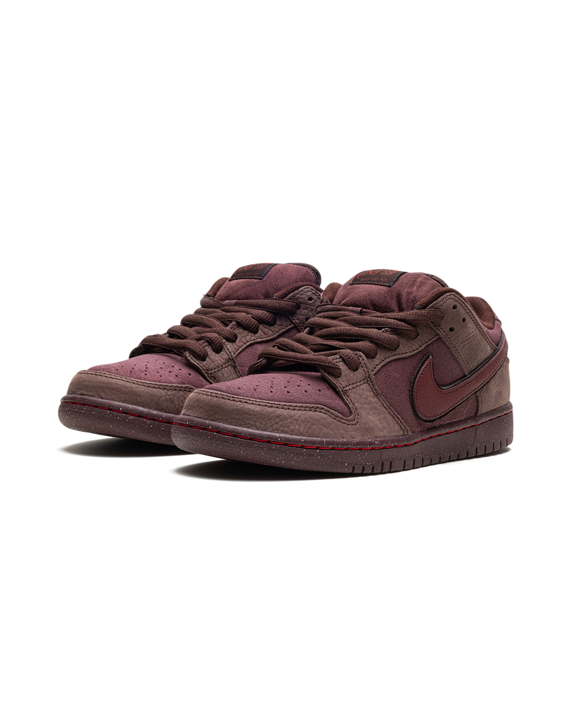 Nike SB Dunk Low City of Love Burgundy Crush