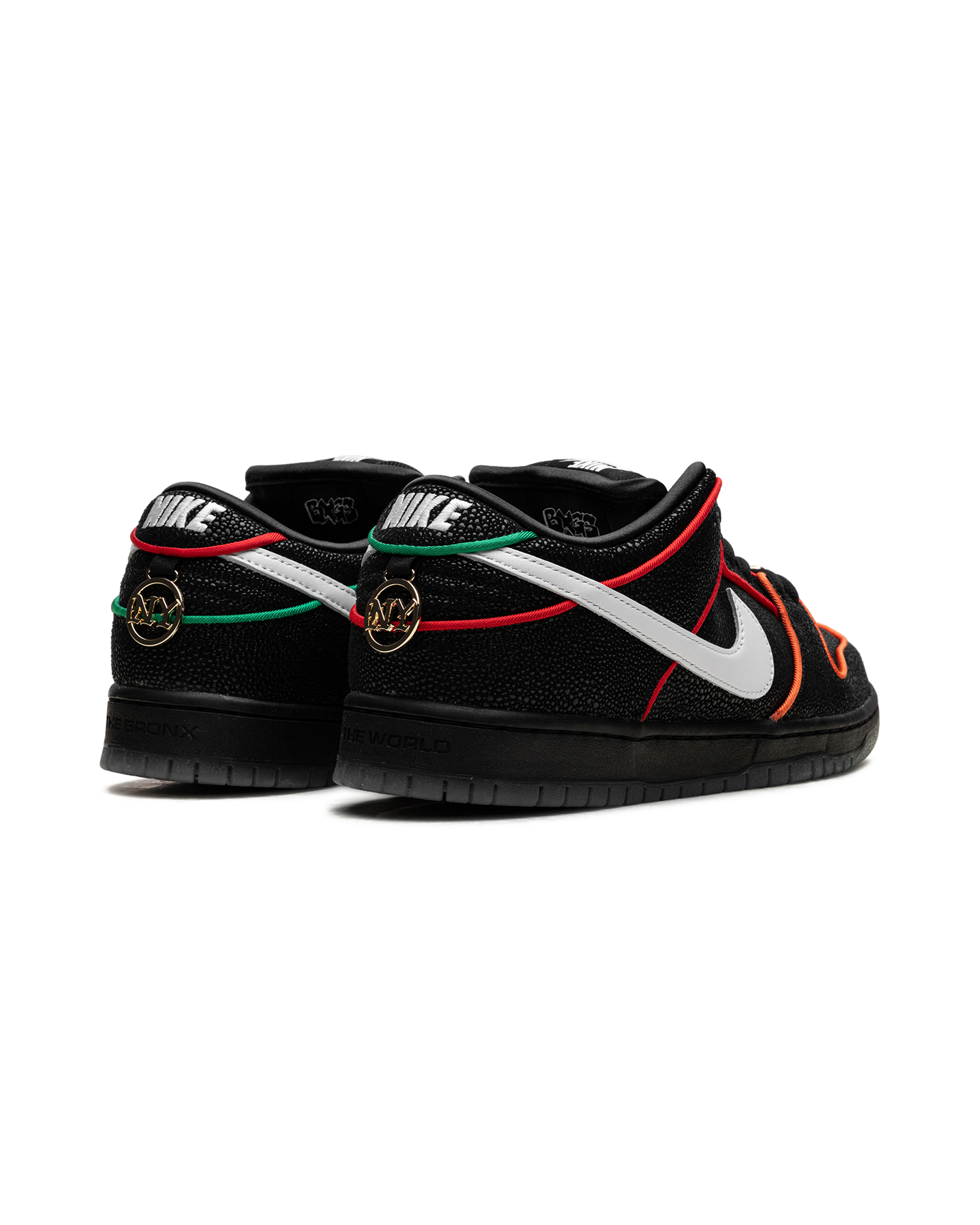 Nike SB Dunk Low Bronx Girls Skate