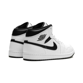 Jordan 1 Mid Reverse Panda