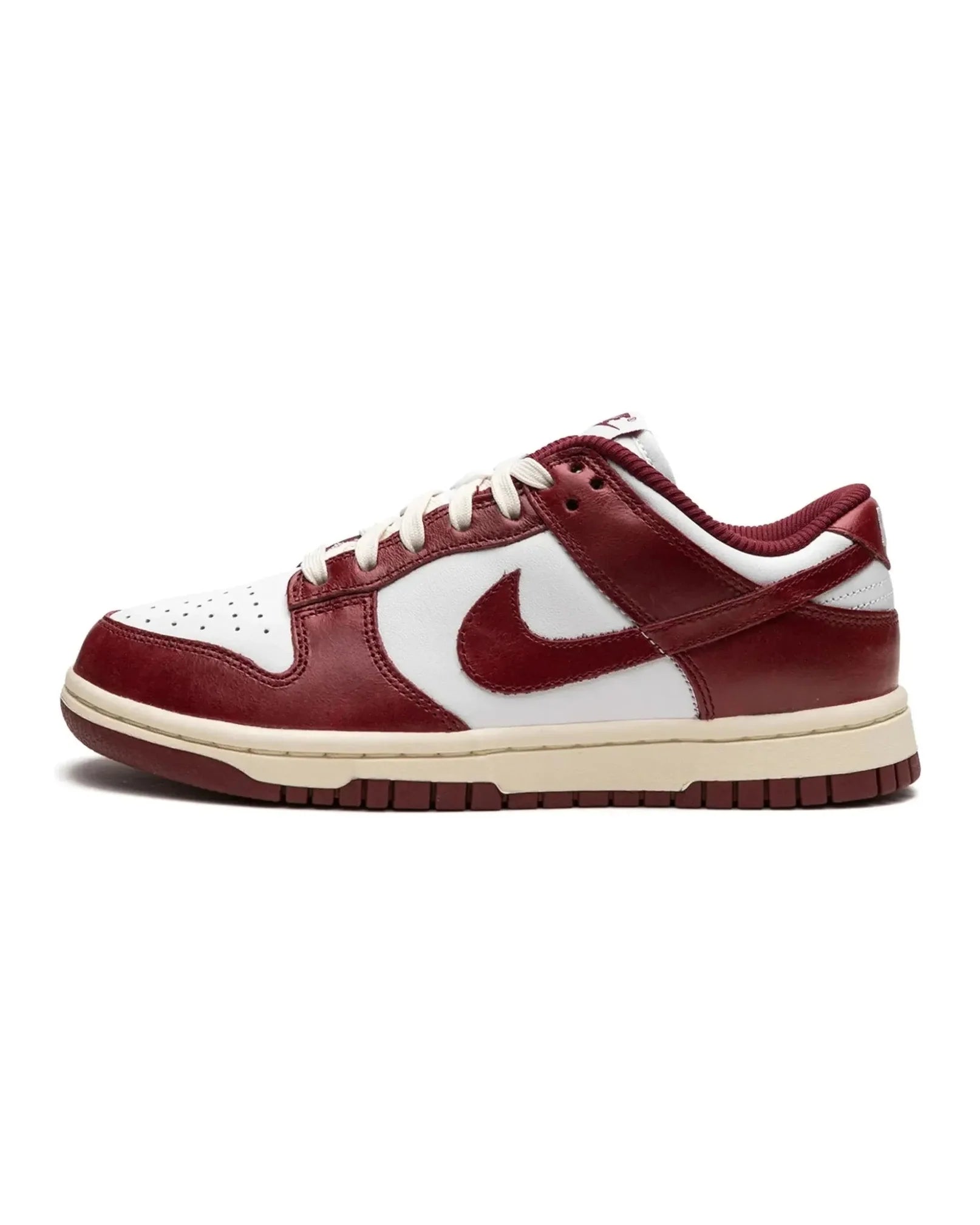 Nike Dunk Low PRM Vintage "Team Red" - street-bill.dk