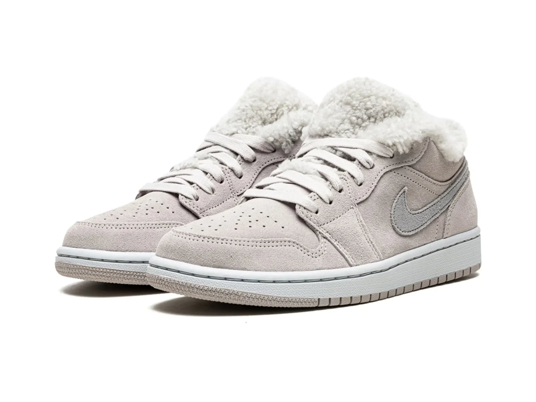 Jordan 1 Low SE Sherpa Fleece (Women's)