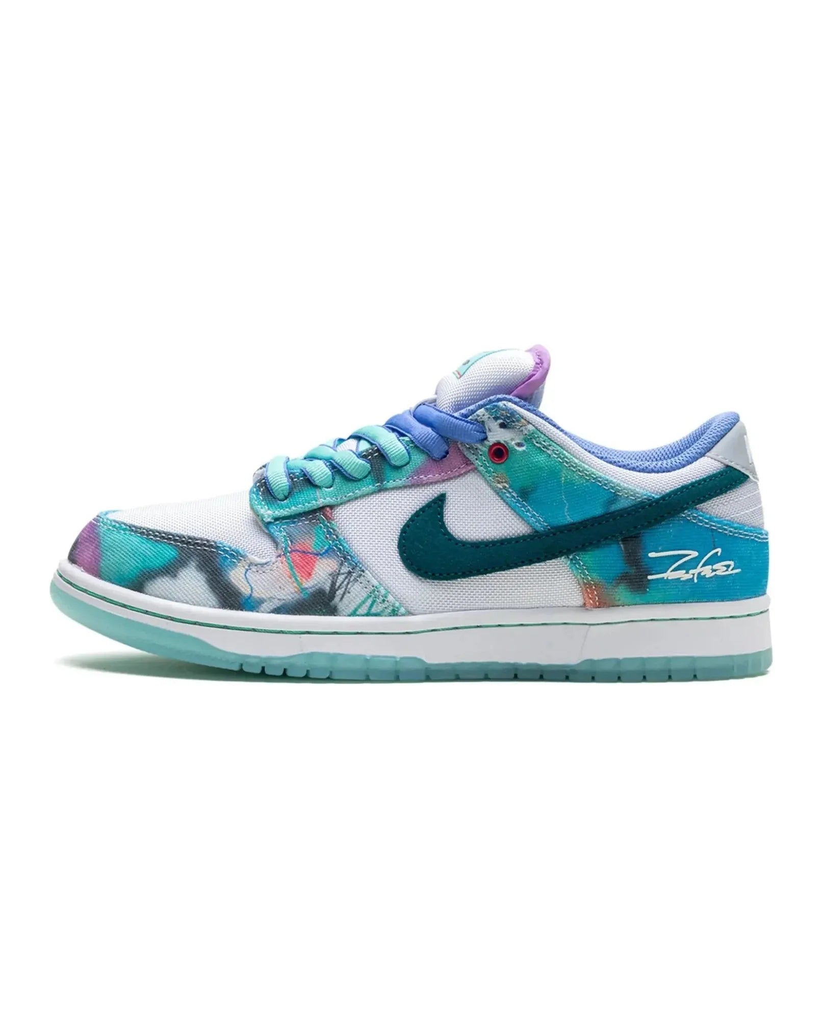 Nike SB Dunk Low Futura Laboratories Bleached Aqua