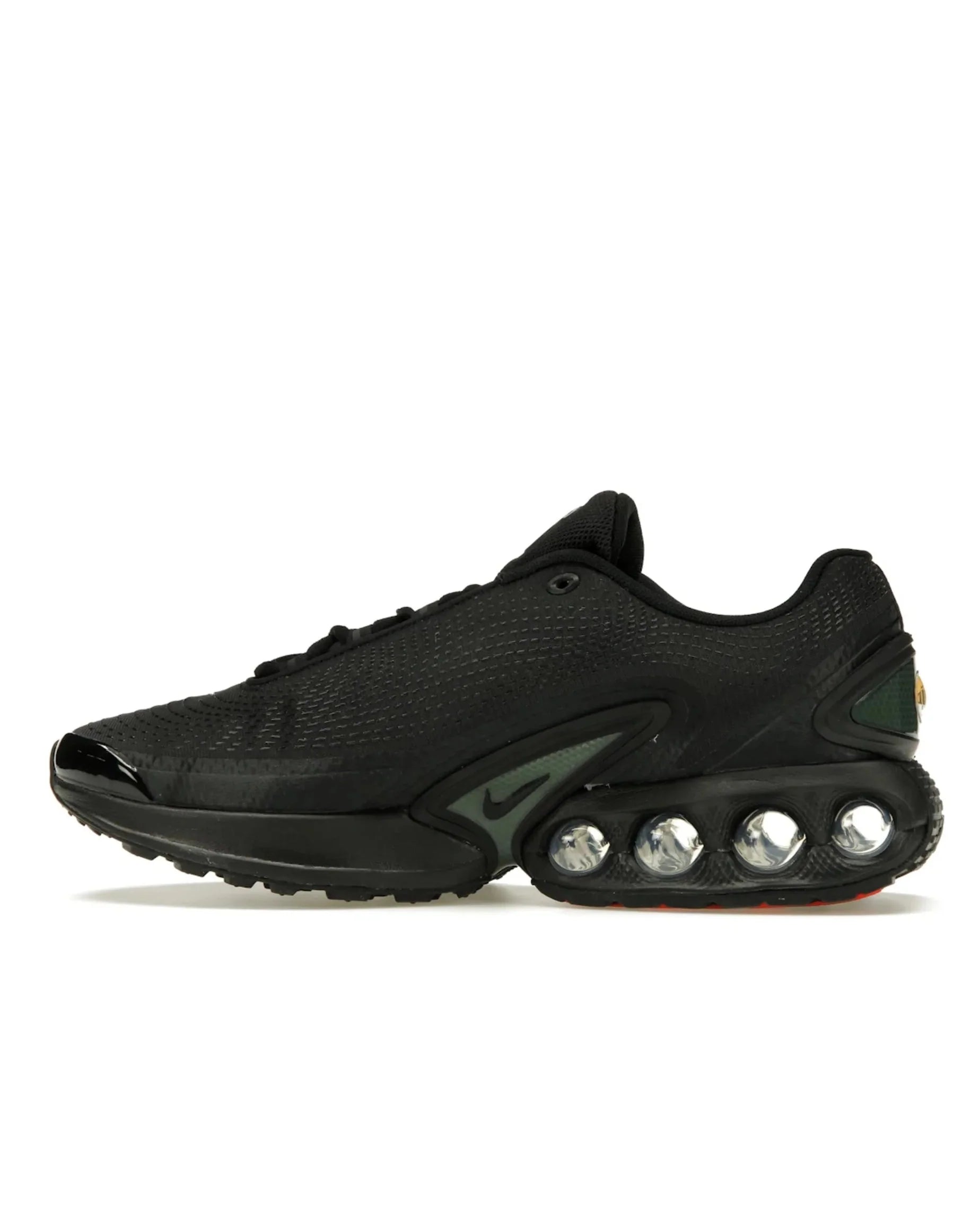 Nike Air Max Dn SP Supreme Black