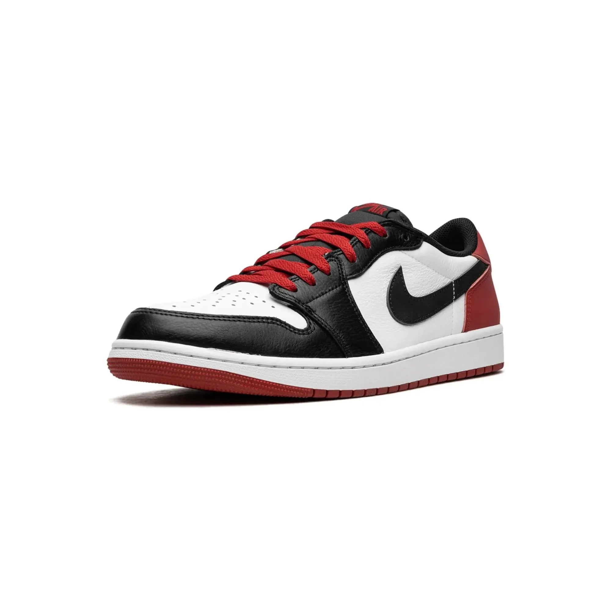 Nike Air Jordan 1 Retro Low OG "Black Toe" (2023) - street-bill.dk