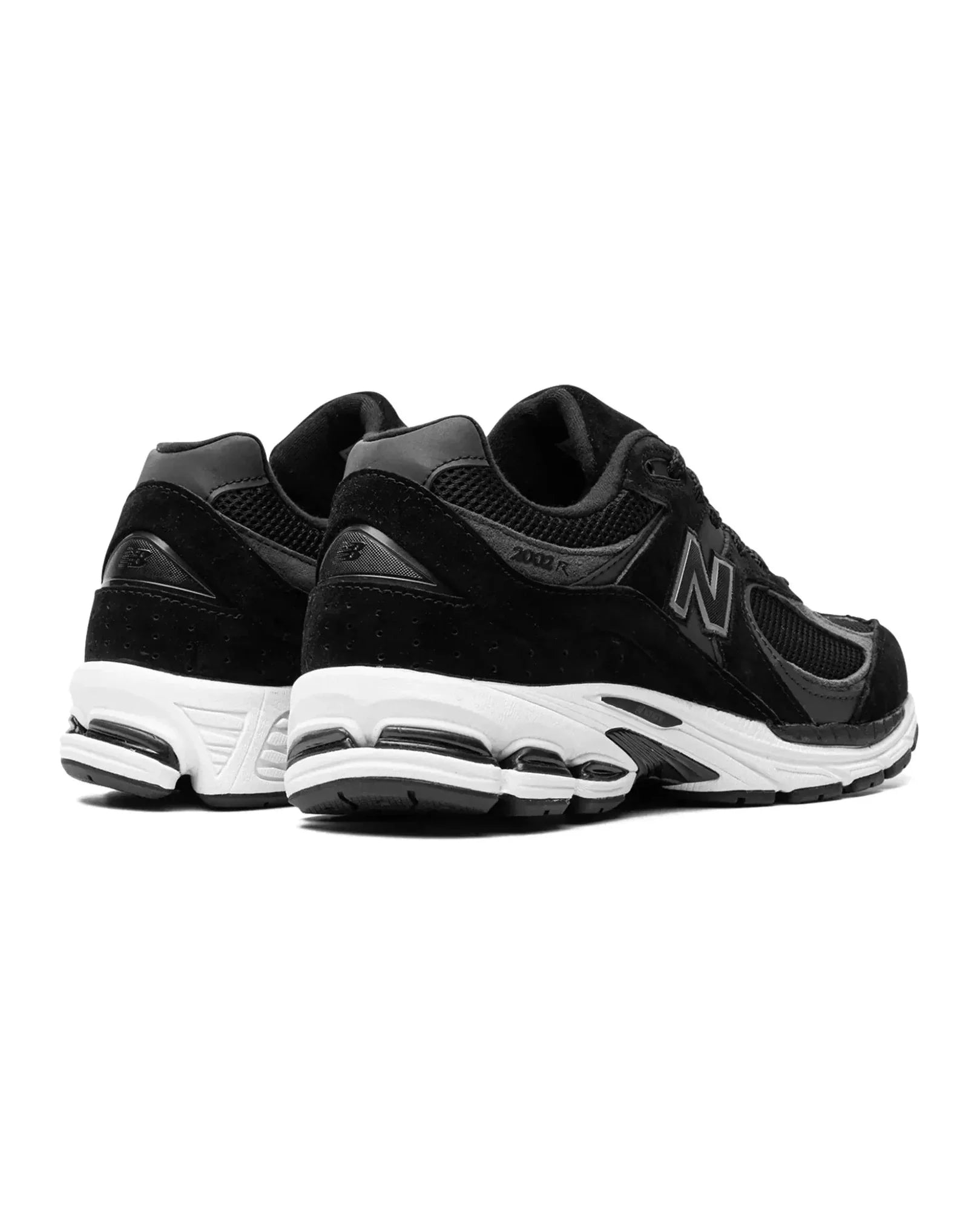 New Balance 2002R "Black Gunmetal" - street-bill.dk