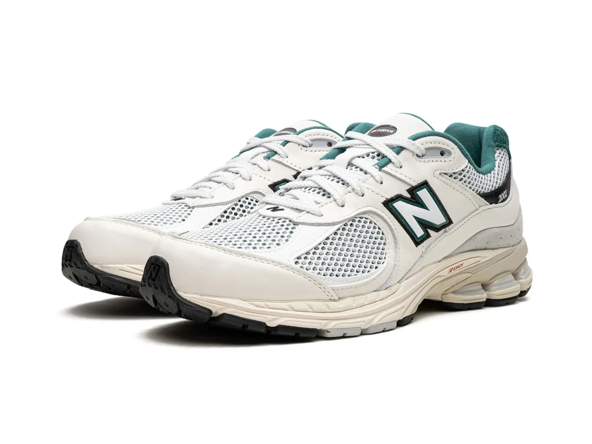 New Balance 2002R "Vintage Teal Pouch" - street-bill.dk