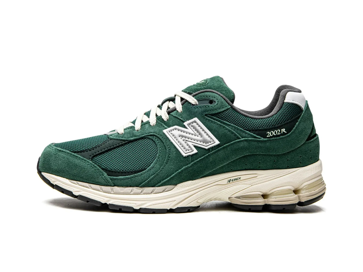 New Balance 2002R "Nightwatch Green" - street-bill.dk