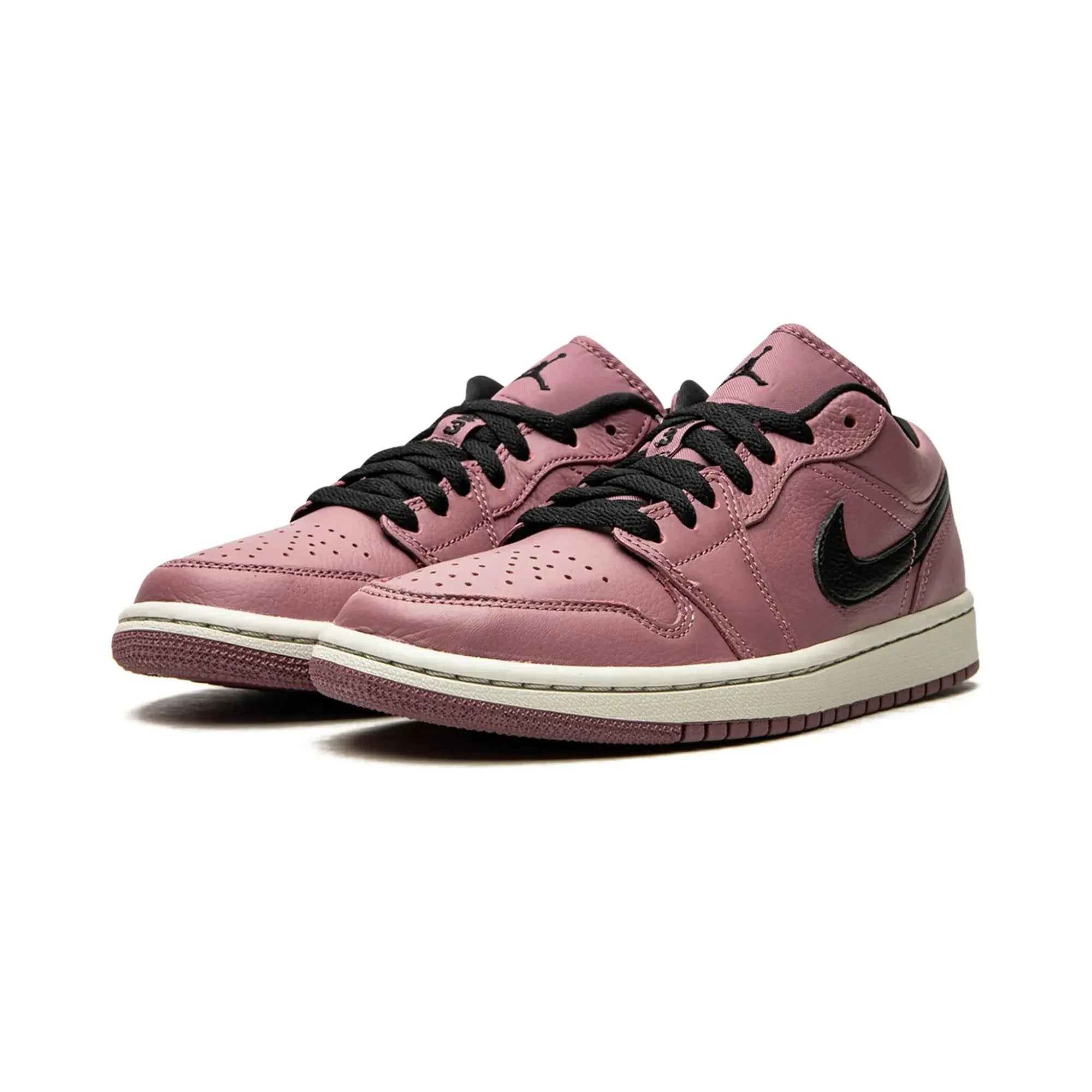 Nike Air Jordan 1 Low "Mulberry" - street-bill.dk