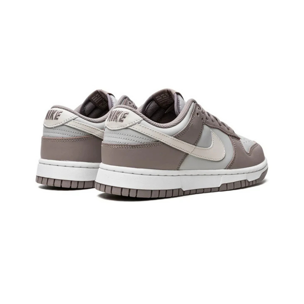 Nike Dunk Low "Bone Beige"