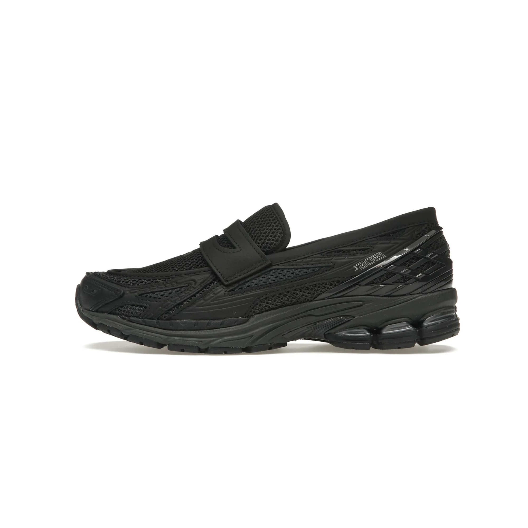 New Balance 1906L "Blacktop Phantom"