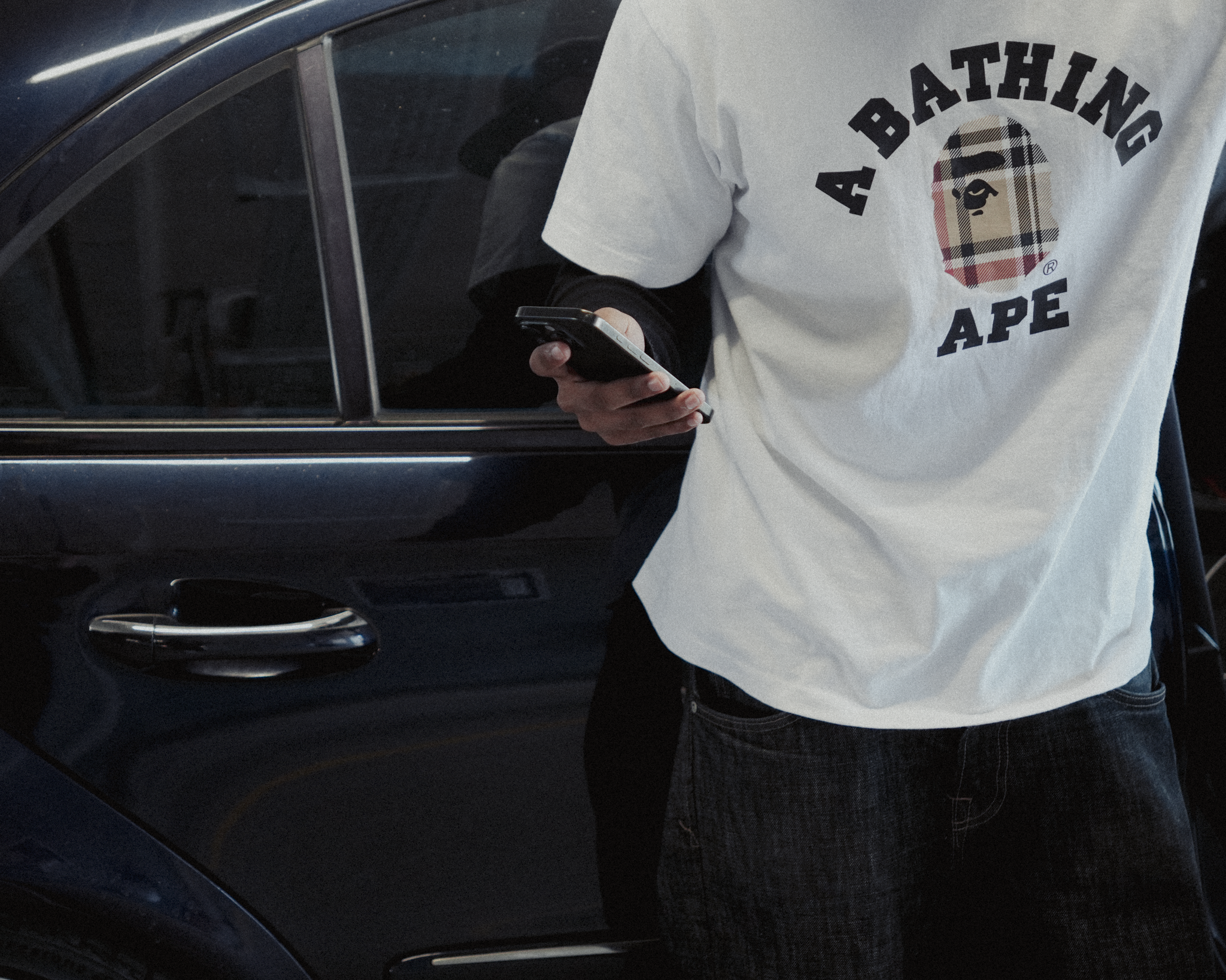 BAPE-KOLLEKSJONEN-MED-MODEL