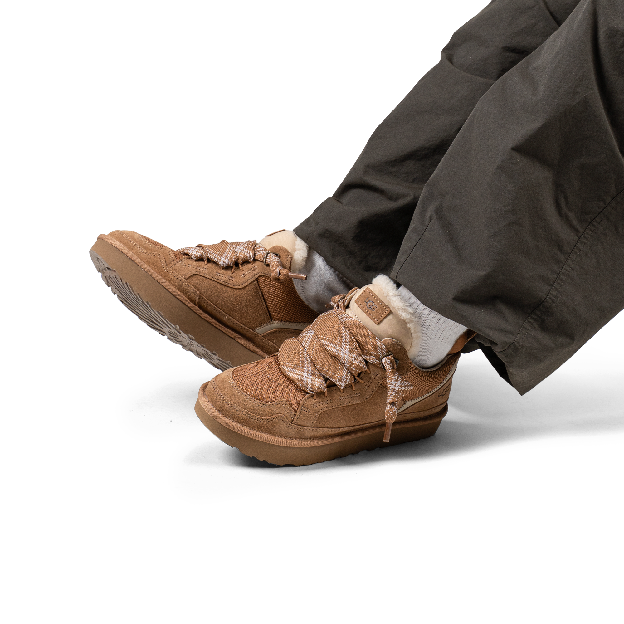 UGG Lowmel Chestnut (Women's)