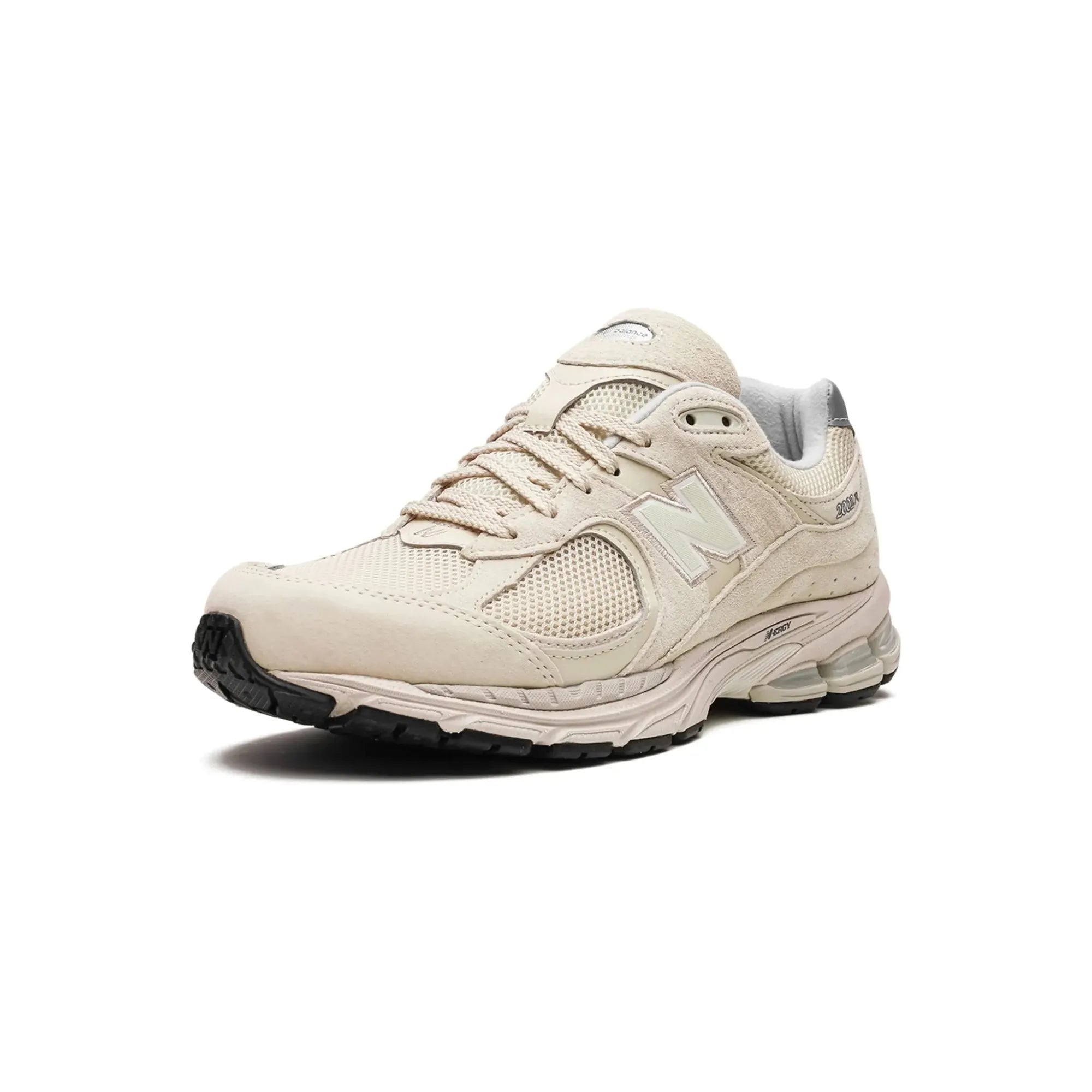 New Balance 2002R "Bone Light Aluminum" - street-bill.dk