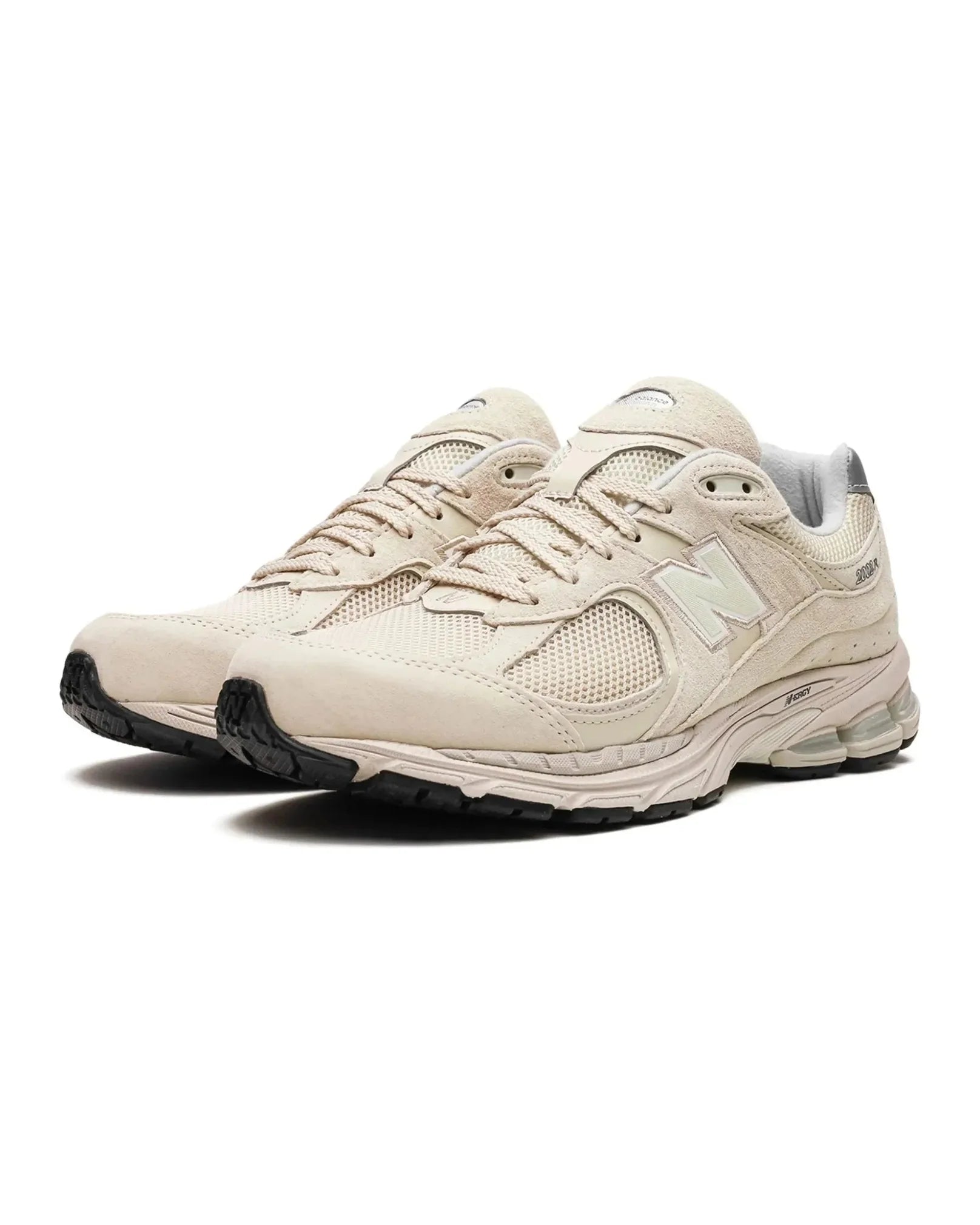 New Balance 2002R "Bone Light Aluminum" - street-bill.dk