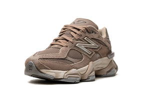 New Balance 9060 Mushroom