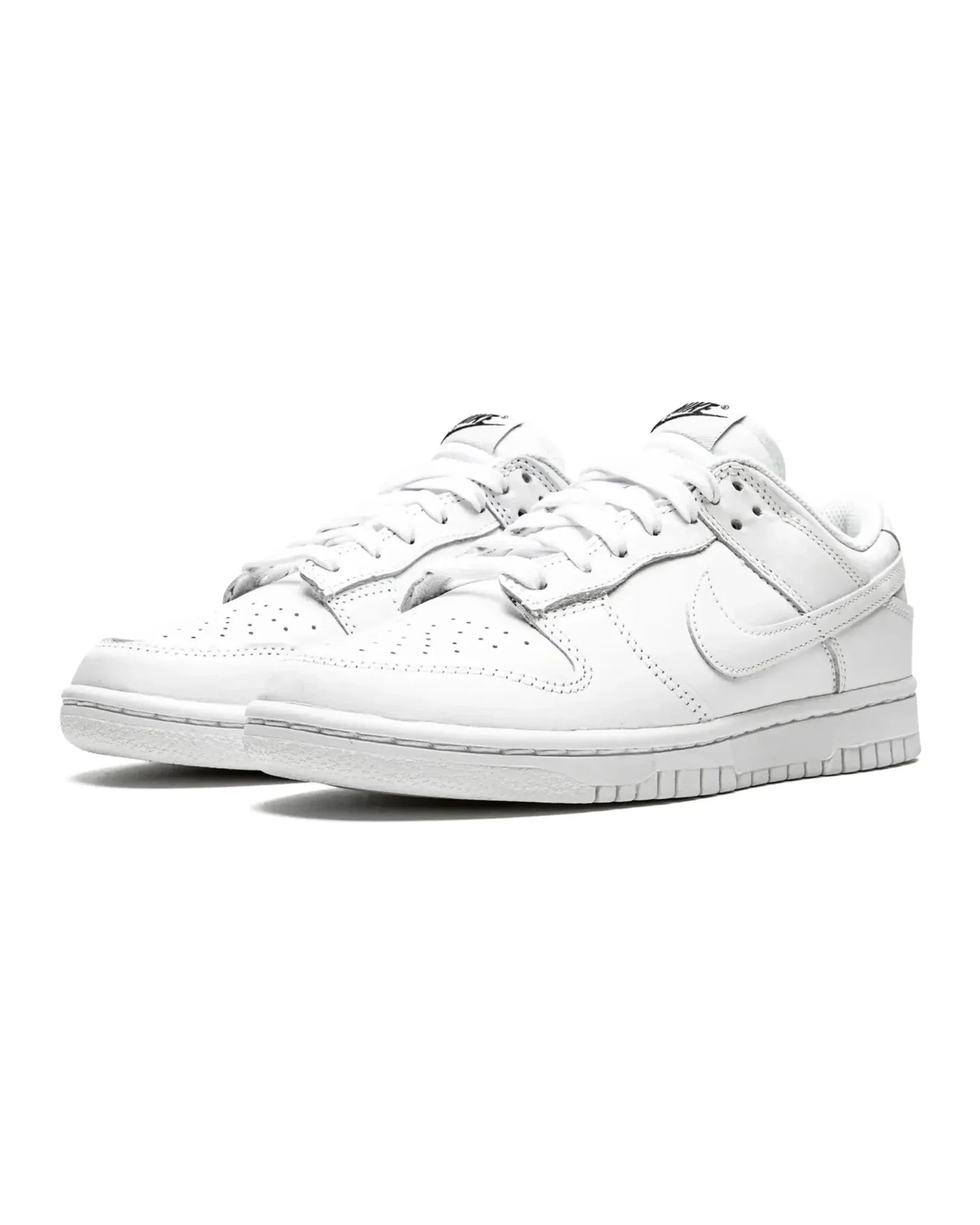 Nike Dunk Low "Triple White" - street-bill.dk
