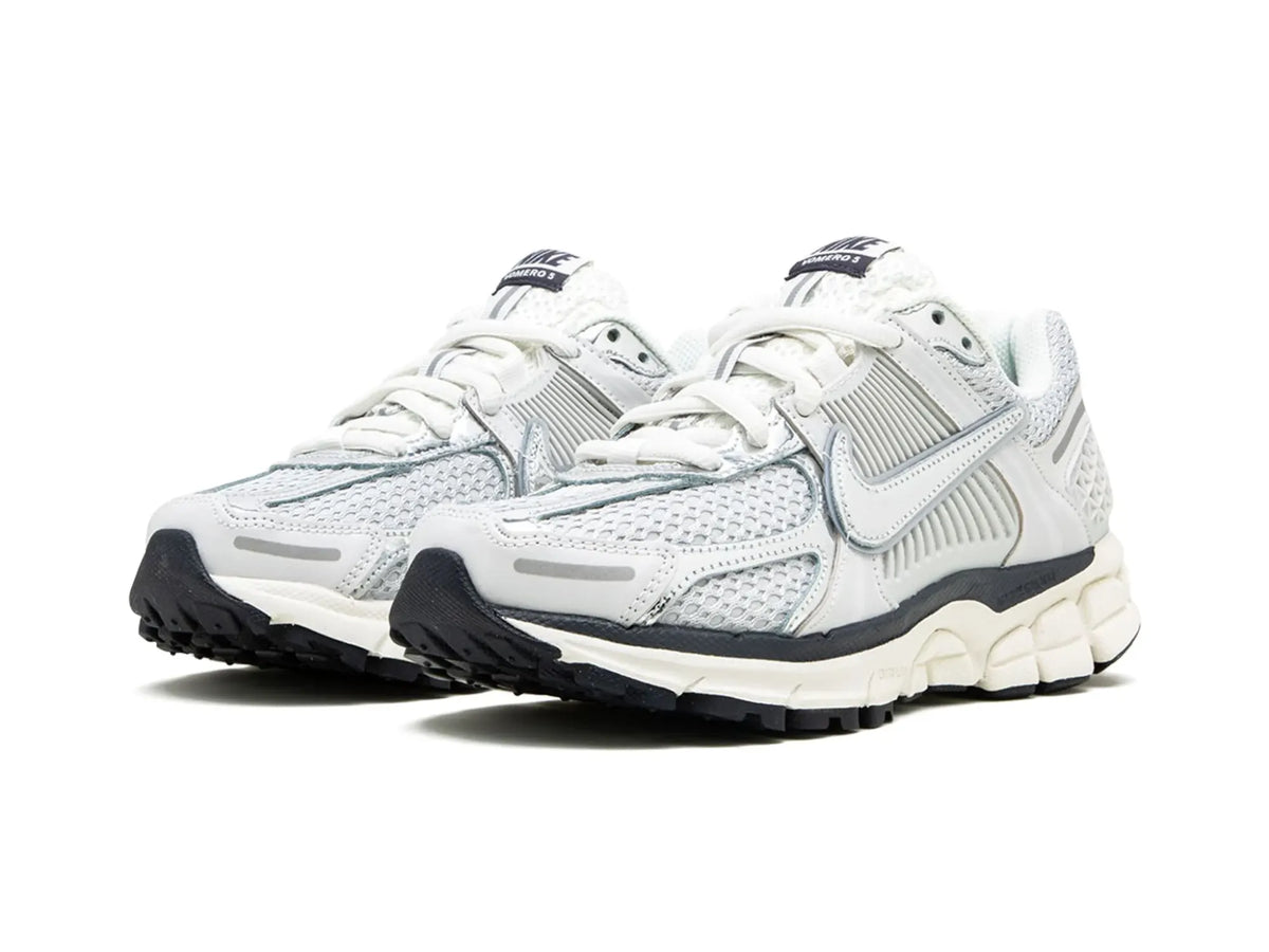 Nike Zoom Vomero 5 "Photon Dust Metallic Silver" - street-bill.dk