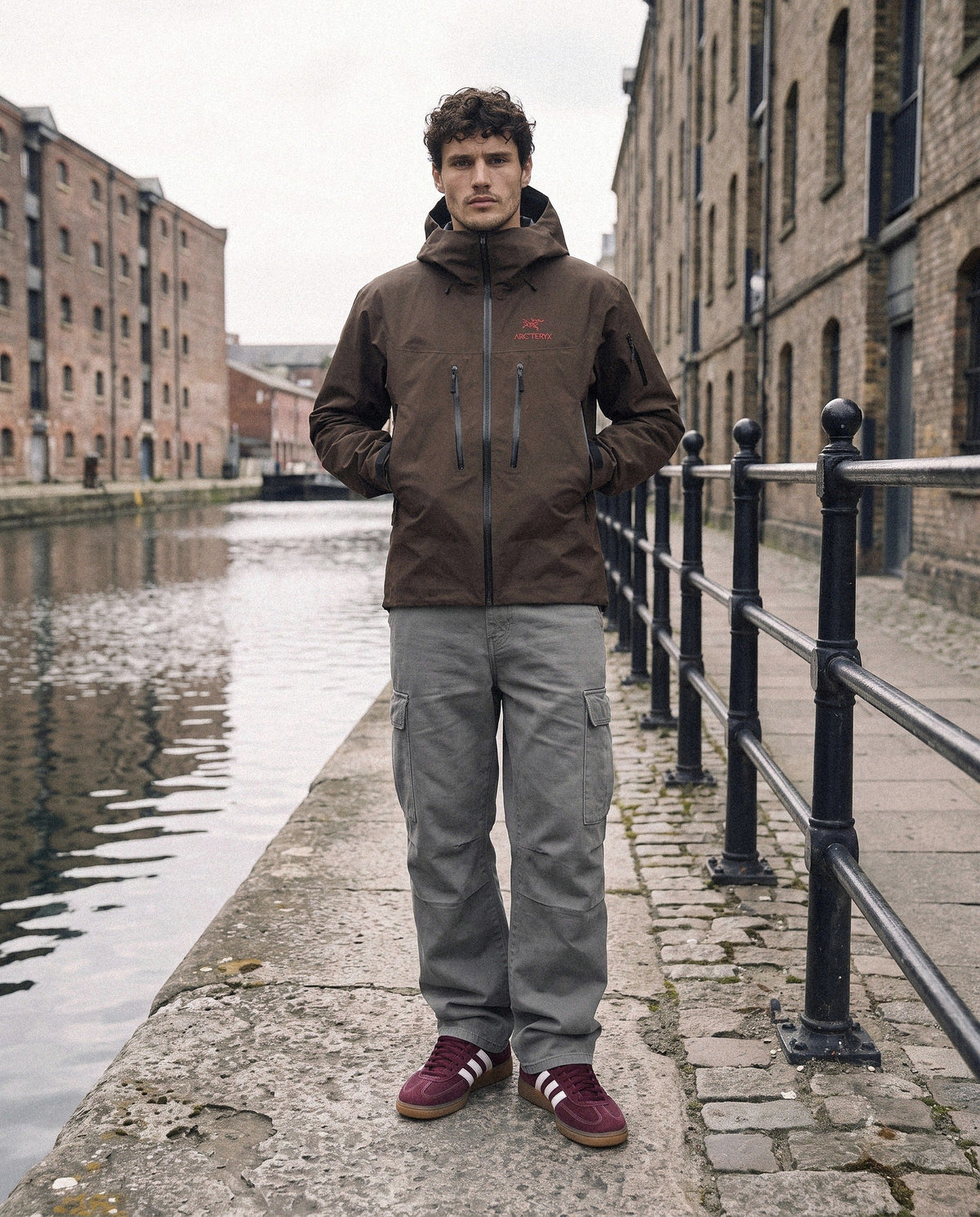 adidas Handball Spezial Sporty & Rich Shadow Red - on foot