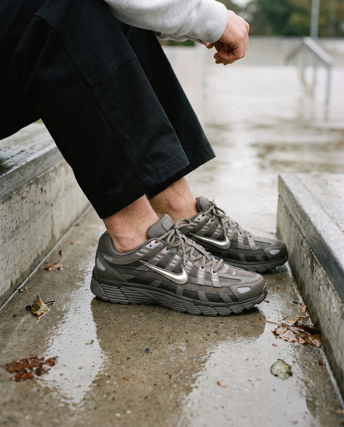 Nike P-6000 Cave Stone Medium Ash Flat Pewter Metallic Silver - on foot