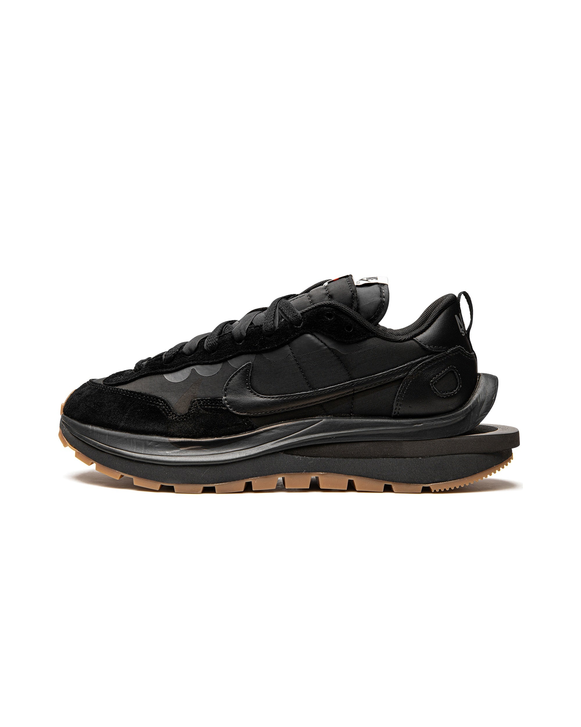 Nike Vaporwaffle sacai Black Gum